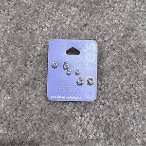 NEW Claire’s Earrings Set